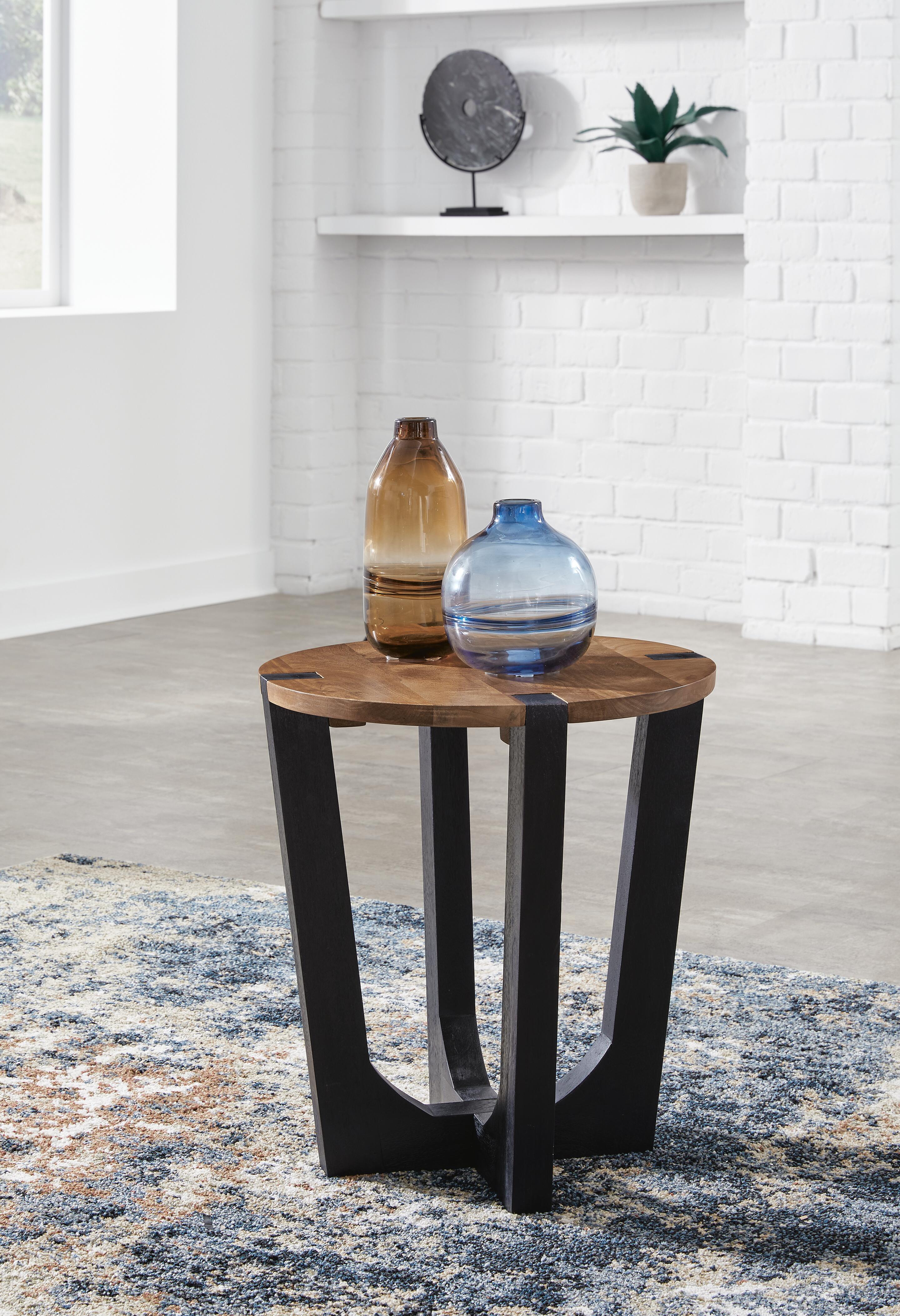 Dar Furniture - Ashley Furniture - Hanneforth End Table - Round End Table / Brown/Black - T726-6