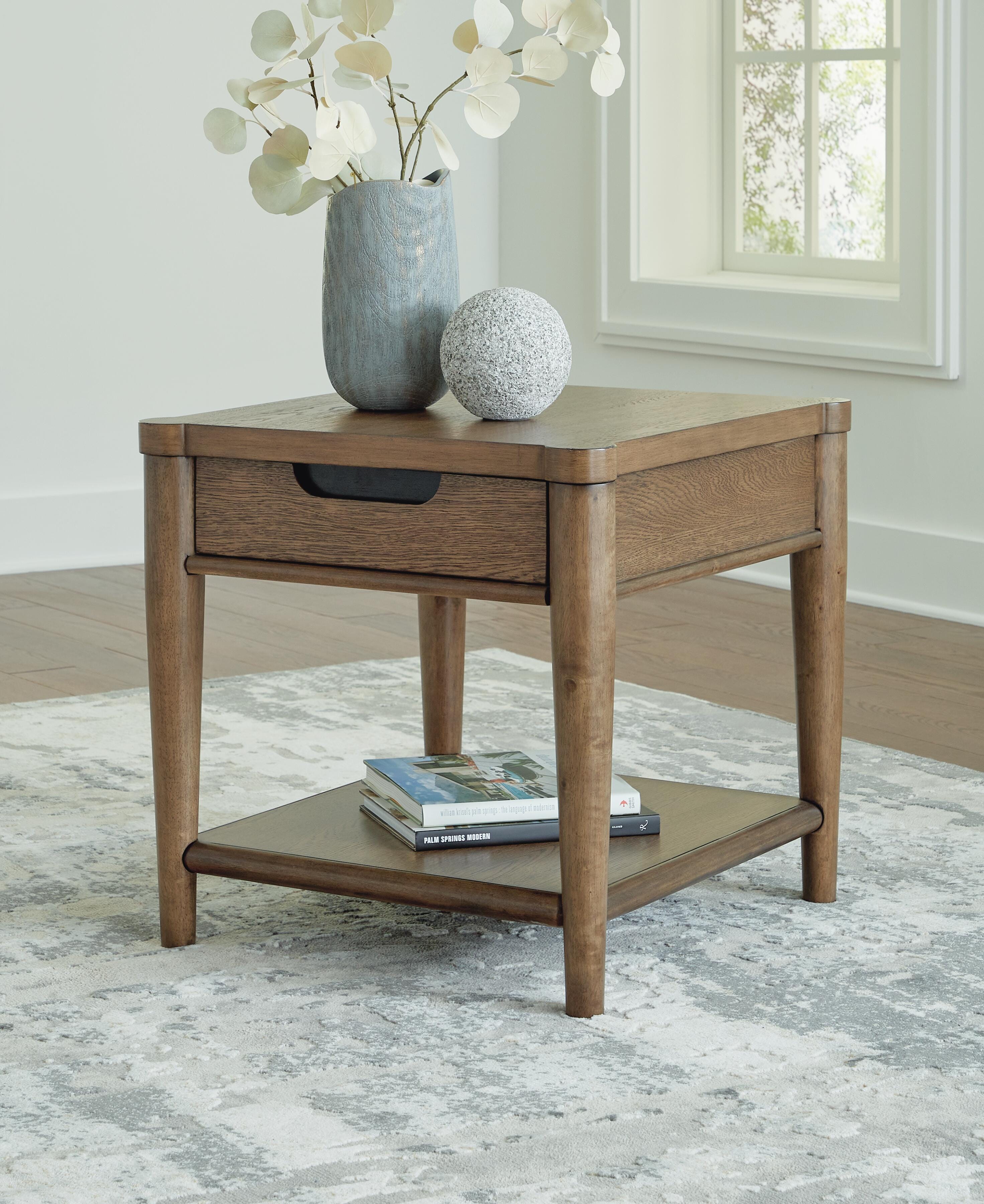 Dar Furniture - Ashley Furniture - Roanhowe End Table - Rectangular End Table / Brown - T769-3