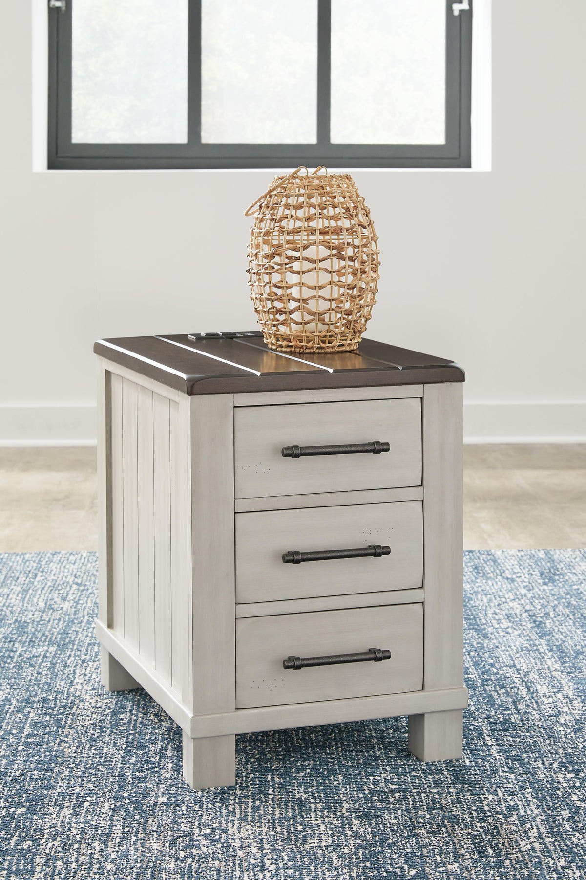 Dar Furniture - Ashley Furniture - Darborn Chairside End Table - Chair Side End Table / Gray/Brown - T796-7