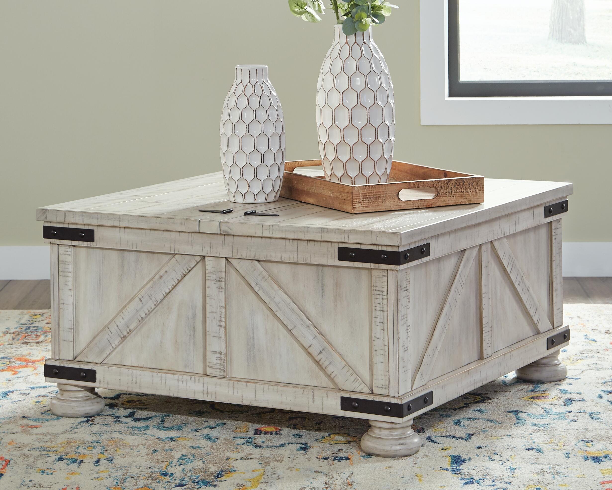 Dar Furniture - Ashley Furniture - Carynhurst Coffee Table - Cocktail Table with Storage / Whitewash - T929-20
