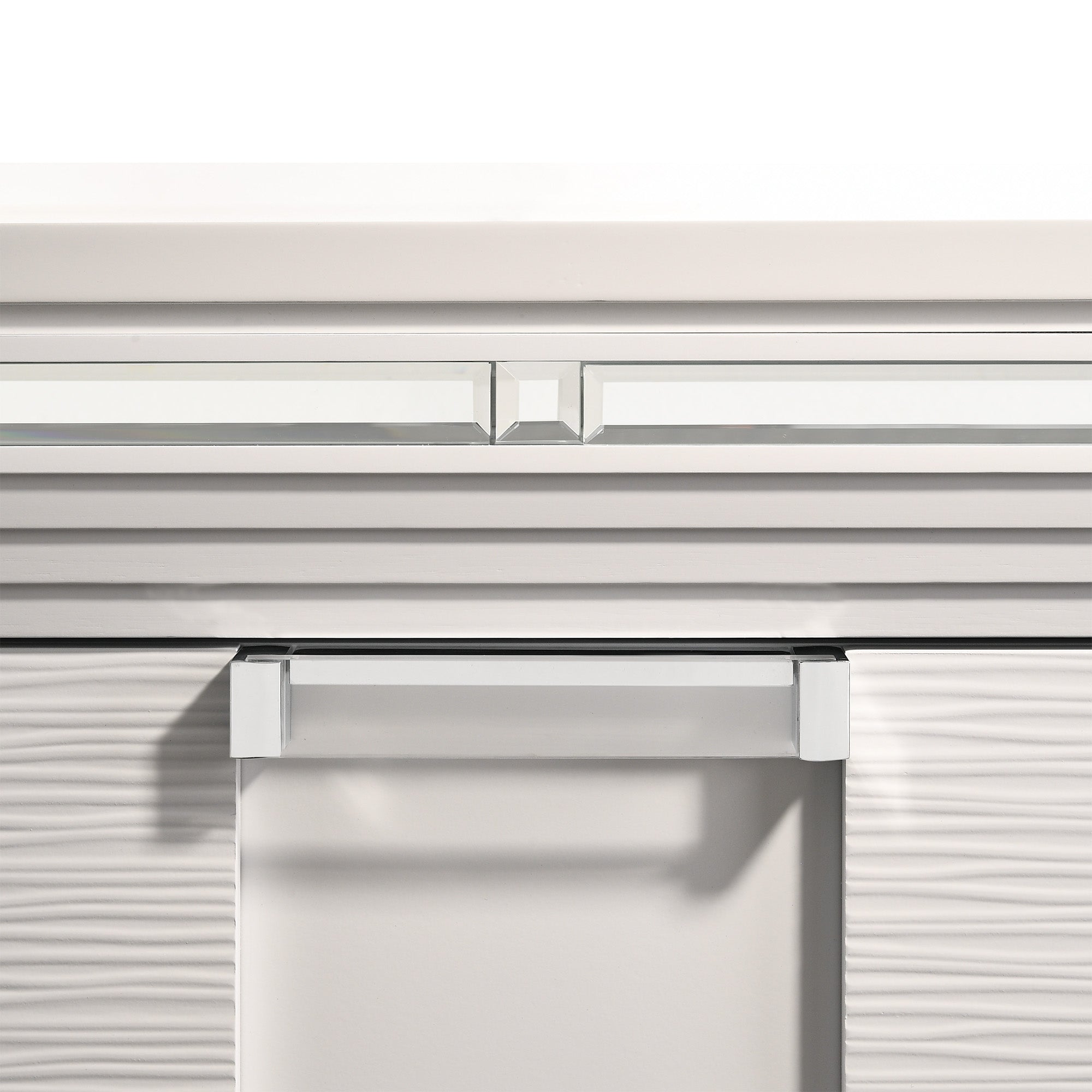 Twenty Nine Chest White