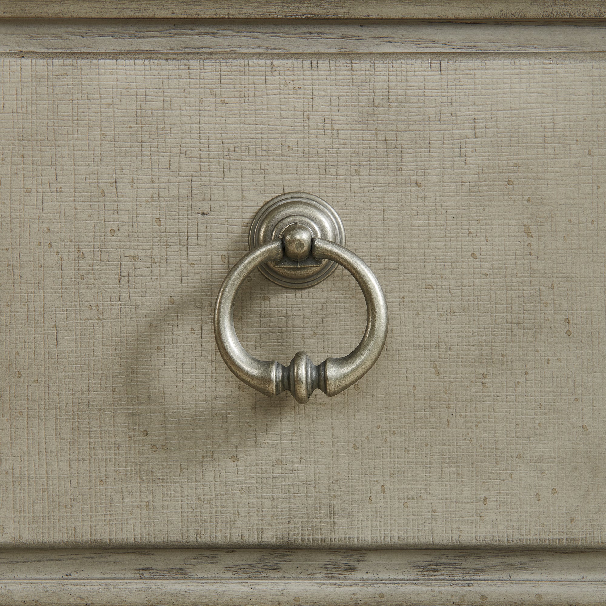 Whit-Ash 5-Drawer Chest in Light Grey