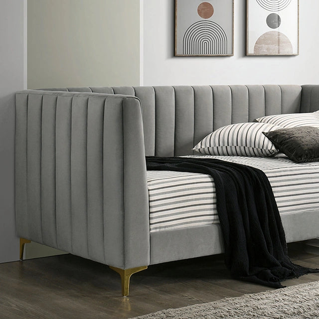 Neoma Daybed